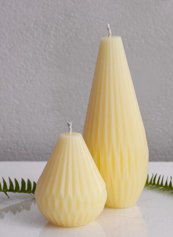 Sculpted Teardrop Candle